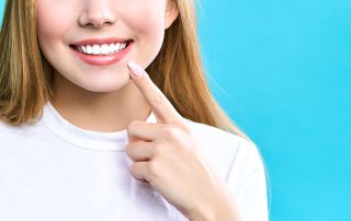 Does a professional teeth whitening last